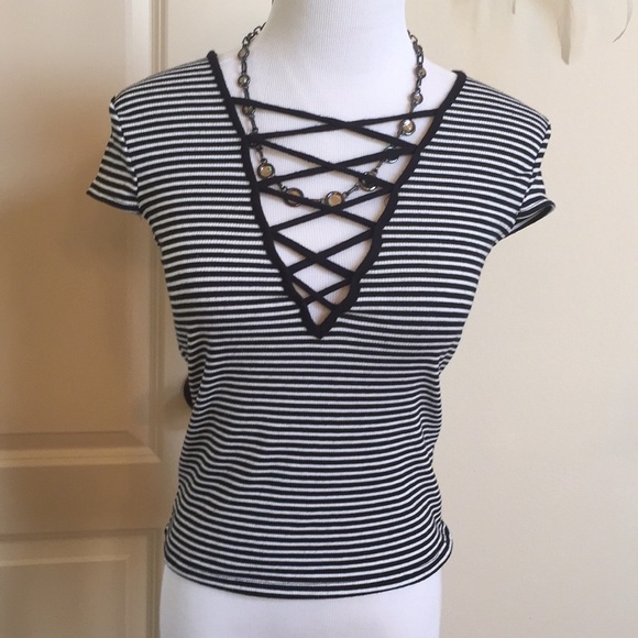 Charlotte Russe Tops - Charlotte Russe crisscross Top